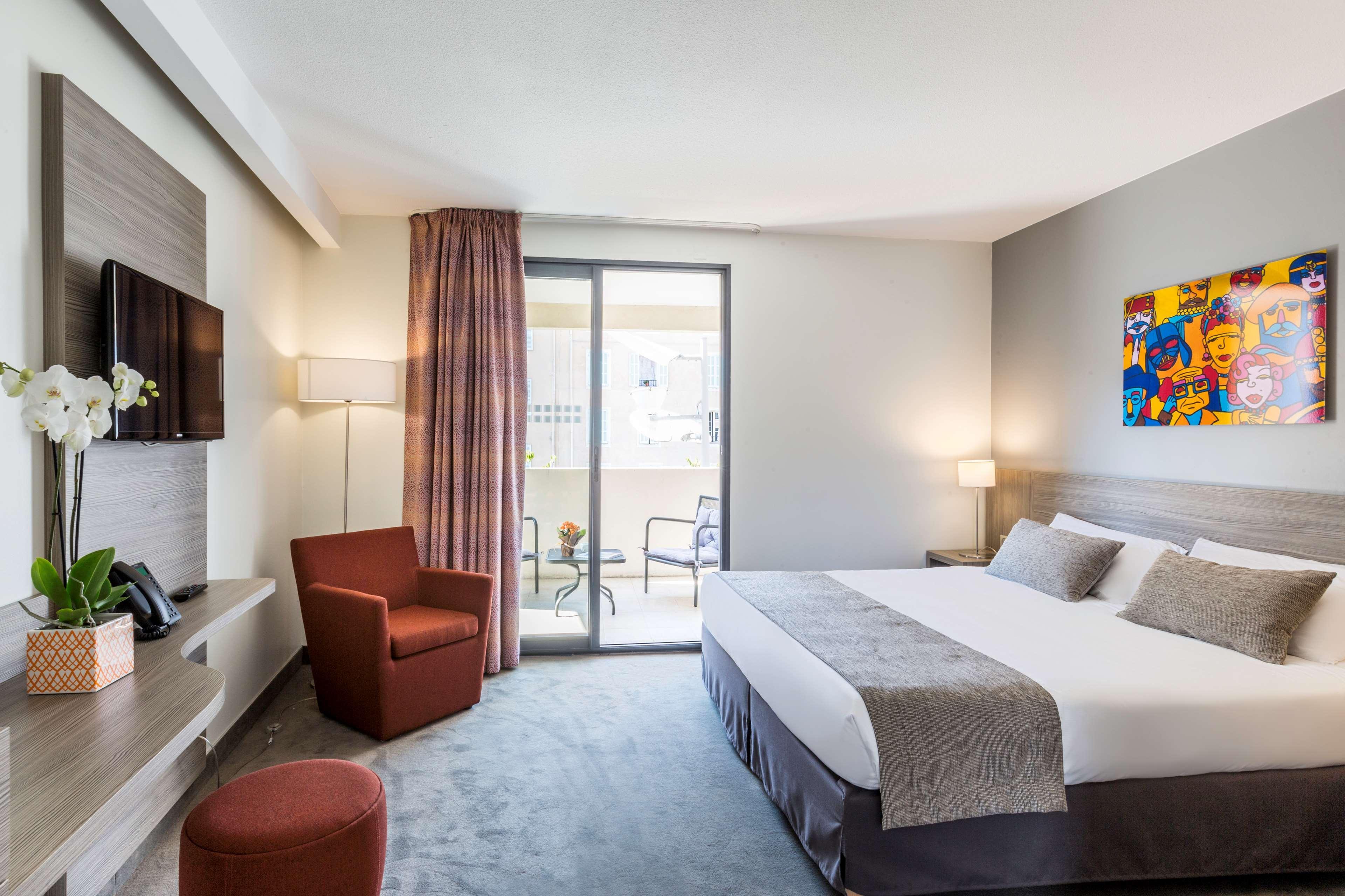 Western Linko Hotel Aubagne